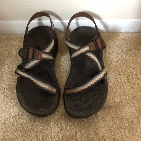 Shoes - Chaco brown sandal